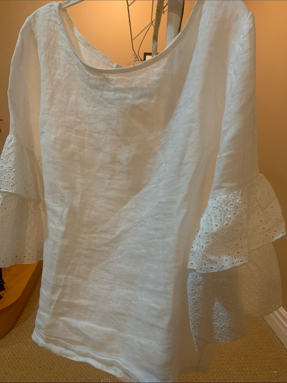 White Ruffled Eyelet Sleeve Linen Top